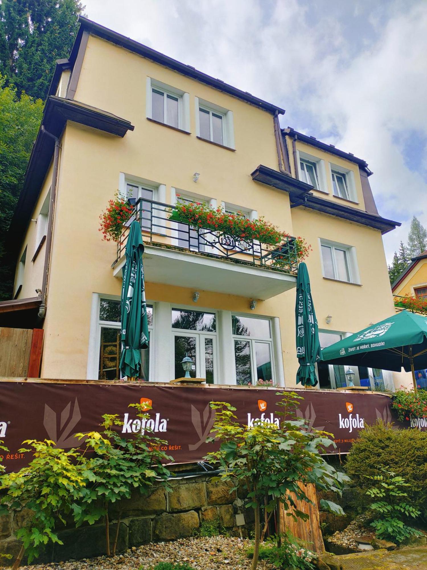 Penzion Severka Teplice nad Metuji Exterior photo